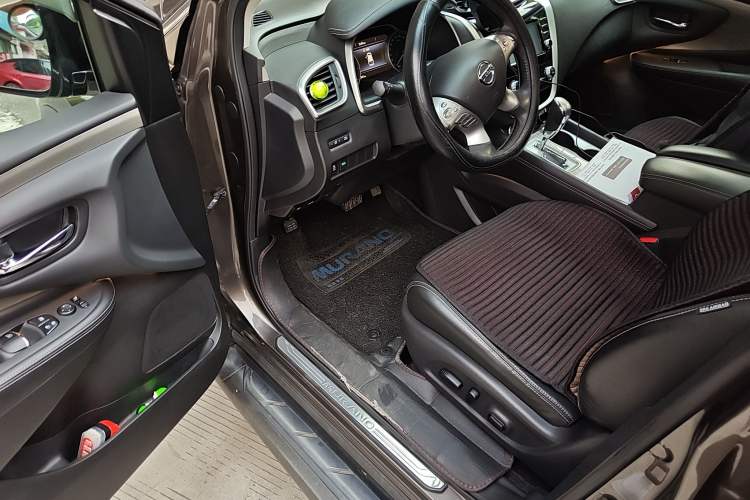 Used Nissan Murano 2017 2.5L XL Two-Wheel Drive Smart Edition Driver Seat