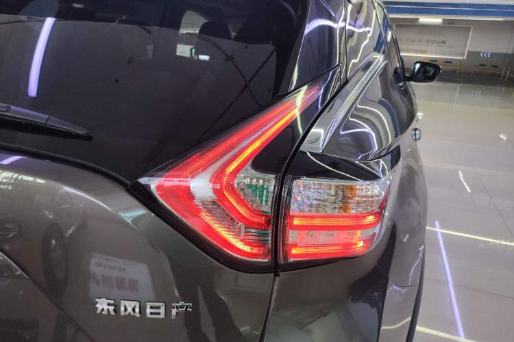 Used Nissan Murano 2017 2.5 S/C HEV XL Four-Wheel Drive Hybrid Prestige Edition Exterior 6