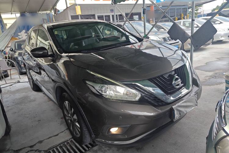 Used Nissan Murano 2017 2.5L XL Two-Wheel Drive Smart Edition Front Right 45 Deg