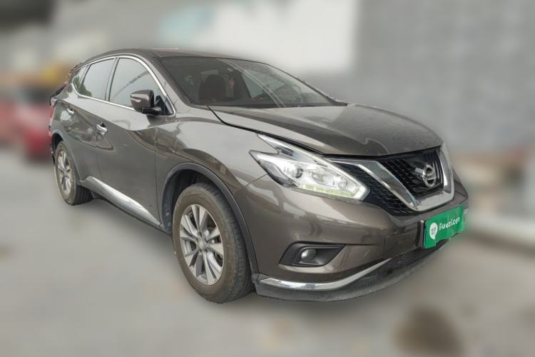 Used Nissan Murano 2017 2.5L XE Two-Wheel Drive Elite Edition Front Right 45 Deg