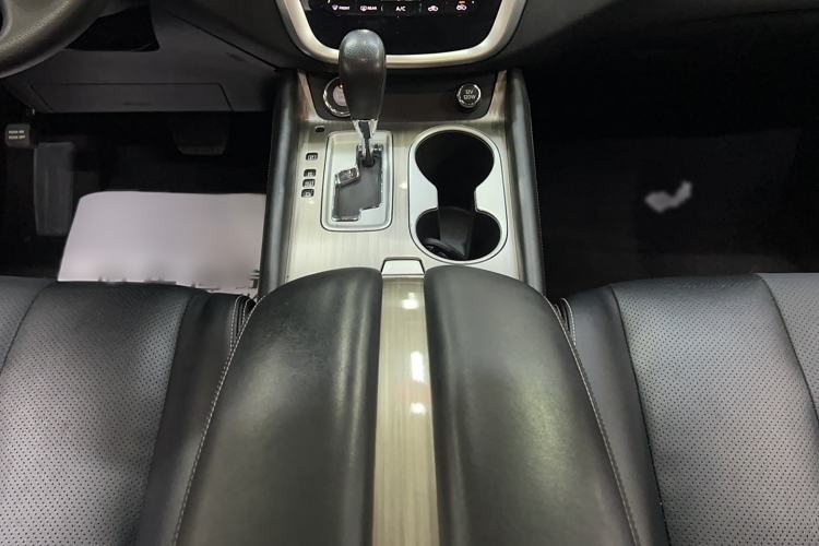 Used Nissan Murano 2017 2.5L XE Two-Wheel Drive Elite Edition Gear Lever