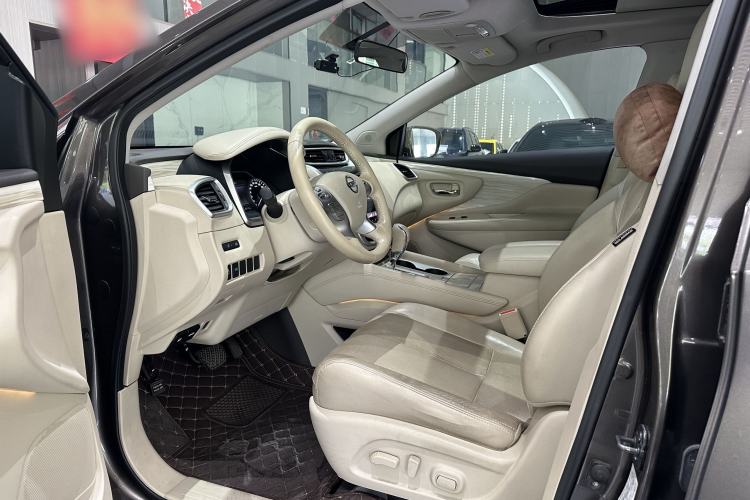 Used Nissan Murano 2017 2.5L XL Two-Wheel Drive Smart Edition Interior 1