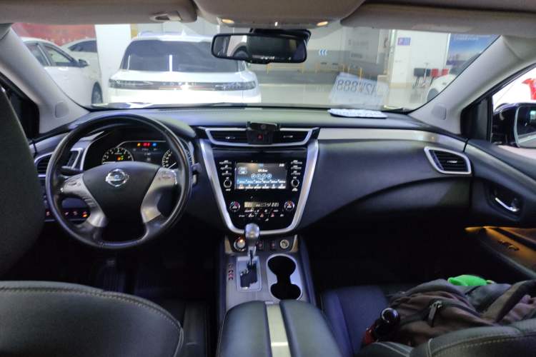 Used Nissan Murano 2017 2.5 S/C HEV XL Four-Wheel Drive Hybrid Prestige Edition Interior 2