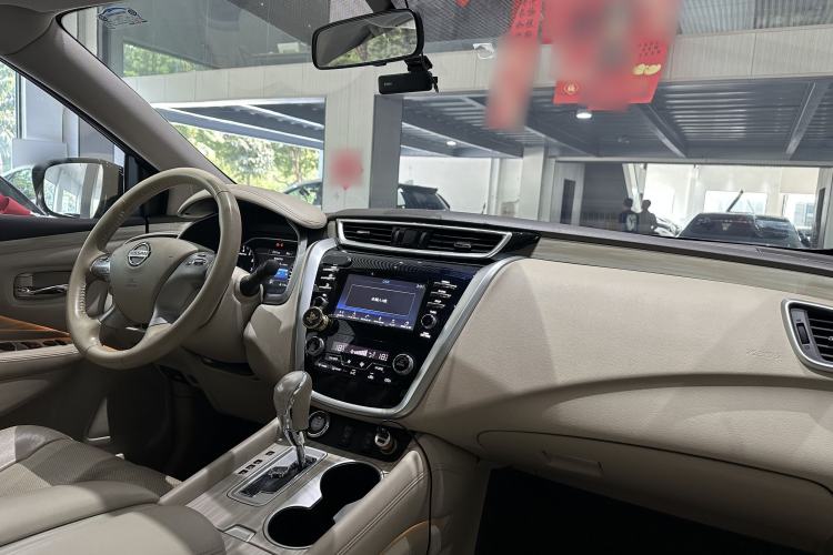 Used Nissan Murano 2017 2.5L XL Two-Wheel Drive Smart Edition Interior 2