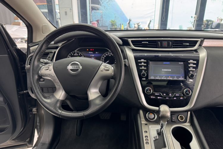Used Nissan Murano 2017 2.5L XL Two-Wheel Drive Smart Edition Interior 3