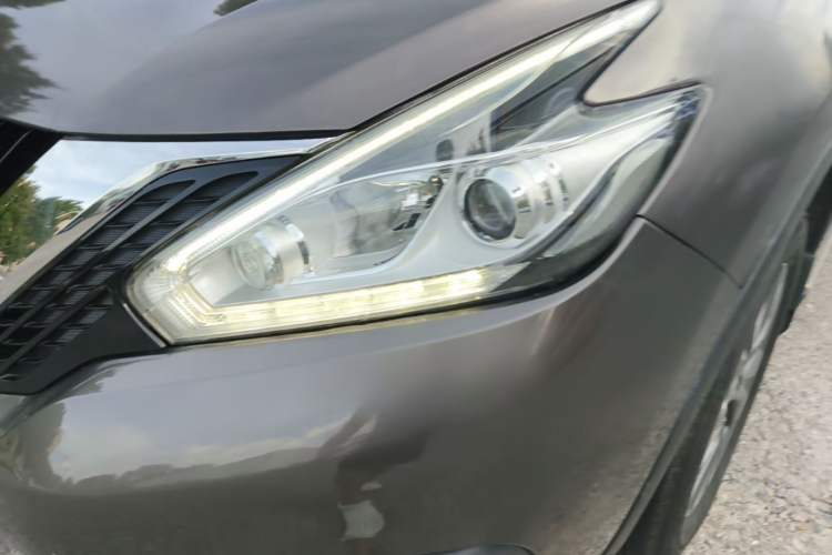 Used Nissan Murano 2017 2.5L XE Two-Wheel Drive Elite Edition Left Front Headlight