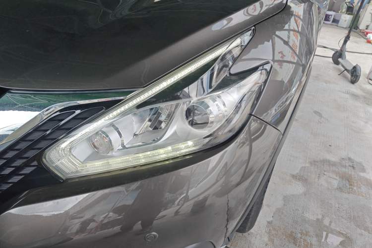 Used Nissan Murano 2017 2.5L XL Two-Wheel Drive Smart Edition Left Front Headlight