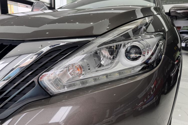Used Nissan Murano 2017 2.5L XL Two-Wheel Drive Smart Edition Left Front Headlight