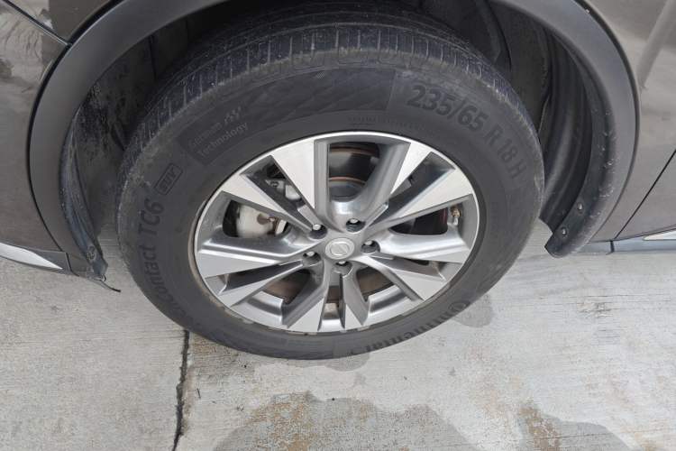 Used Nissan Murano 2017 2.5L XL Two-Wheel Drive Smart Edition Left Front Wheel Hub
