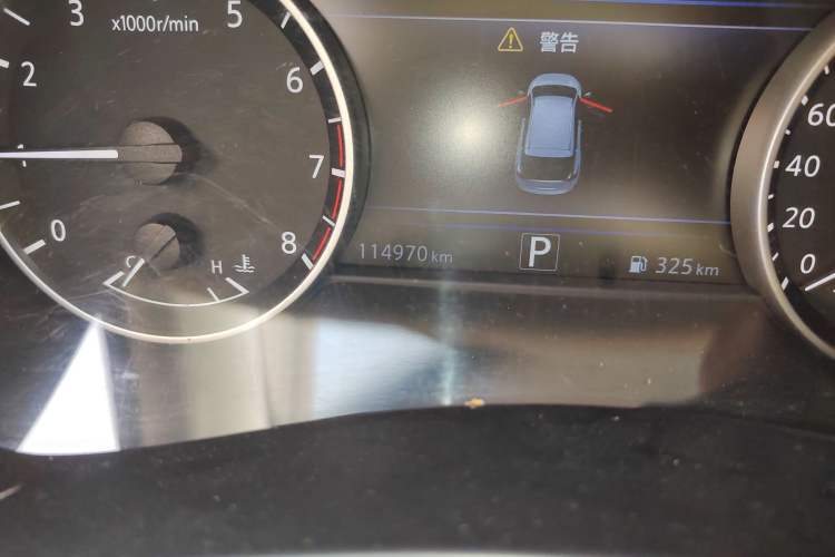 Used Nissan Murano 2017 2.5L XL Two-Wheel Drive Smart Edition Odometer Close Up