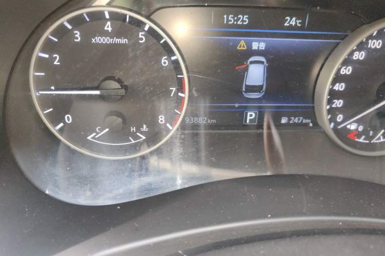 Used Nissan Murano 2017 2.5L XL Two-Wheel Drive Smart Edition Odometer Close Up