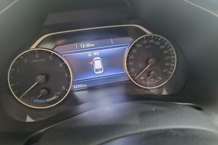 Used Nissan Murano 2017 2.5 S/C HEV XE Four-Wheel Drive Hybrid Luxury Edition Odometer Close Up