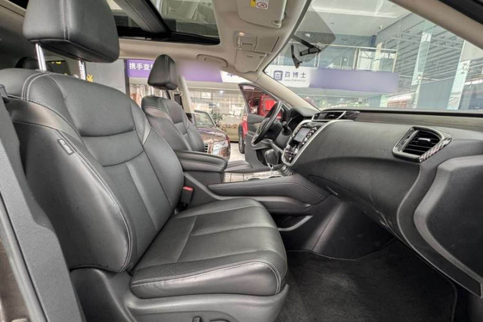 Used Nissan Murano 2017 2.5L XL Two-Wheel Drive Smart Edition Right Front Seat