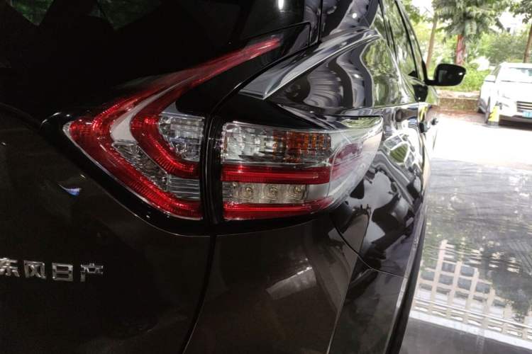 Used Nissan Murano 2017 2.5L XL Two-Wheel Drive Smart Edition Right Rear Taillight