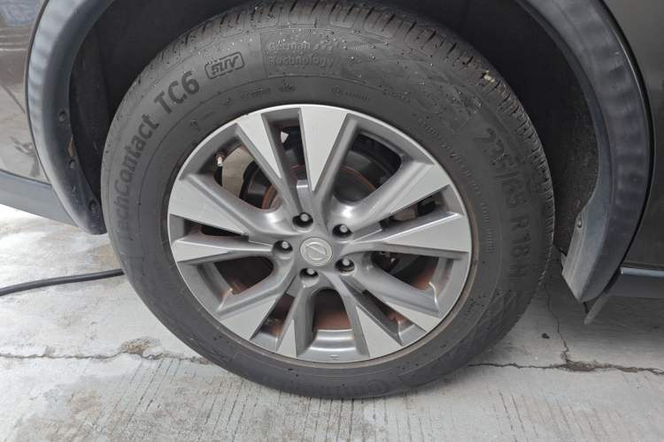 Used Nissan Murano 2017 2.5L XL Two-Wheel Drive Smart Edition Right Rear Wheel Hub
