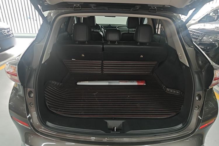Used Nissan Murano 2017 2.5L XL Two-Wheel Drive Smart Edition Trunk