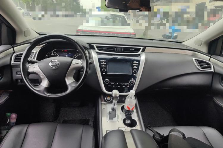 Used Nissan Murano 2017 2.5L XL Two-Wheel Drive Smart Edition Center Console