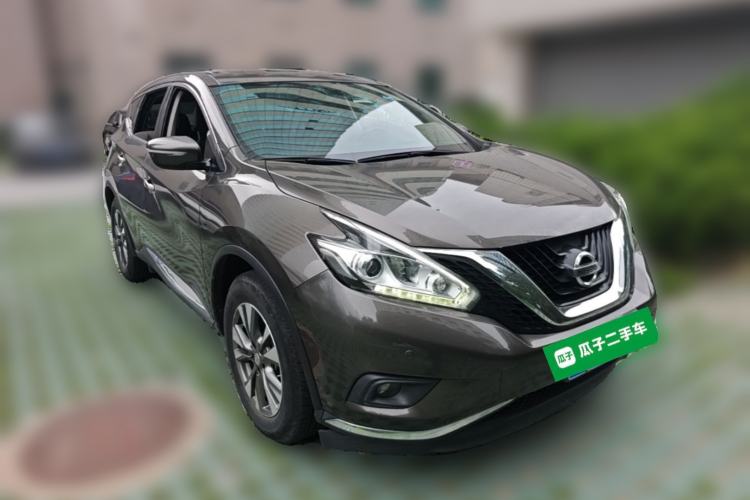 Used Nissan Murano 2017 2.5L XL Two-Wheel Drive Smart Edition Front Right 45 Deg