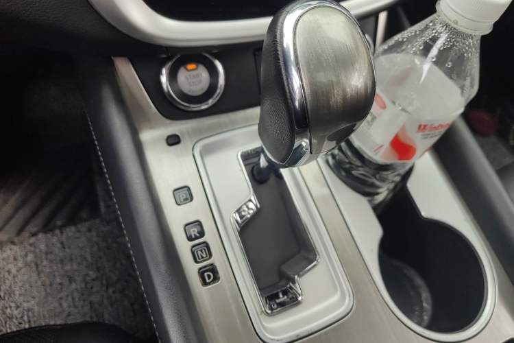 Used Nissan Murano 2017 2.5L XL Two-Wheel Drive Smart Edition Gear Lever