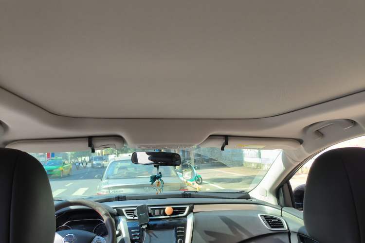 Used Nissan Murano 2017 2.5L XL Two-Wheel Drive Smart Edition Headliner