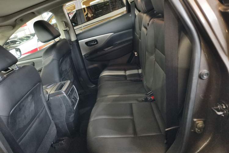 Used Nissan Murano 2017 2.5L XL Two-Wheel Drive Smart Edition Interior 1