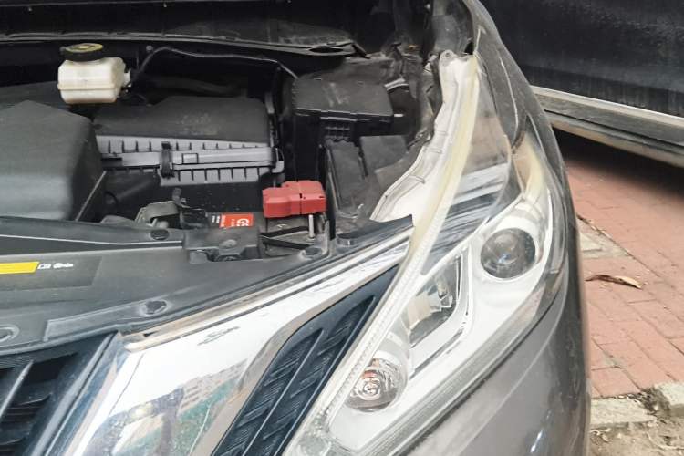 Used Nissan Murano 2017 2.5L XL Two-Wheel Drive Smart Edition Engine Bay Left