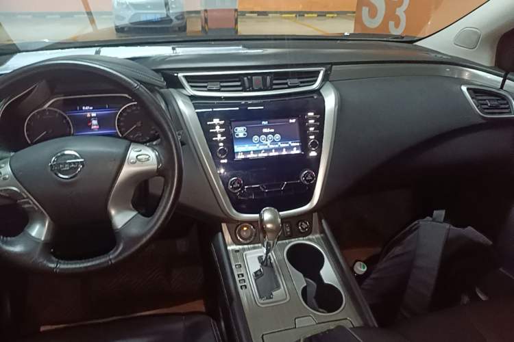 Used Nissan Murano 2017 2.5L XL Two-Wheel Drive Smart Edition Audio And AC Panel