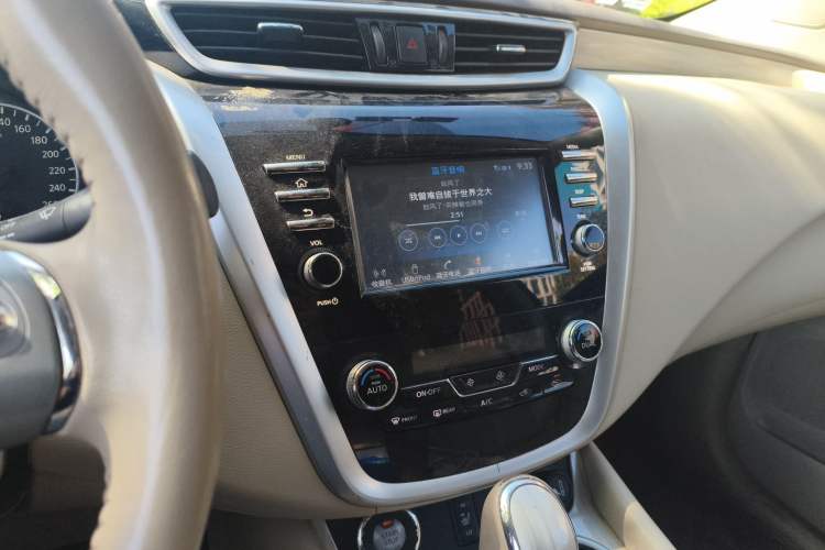 Used Nissan Murano 2017 2.5L XL Two-Wheel Drive Smart Edition Audio And AC Panel