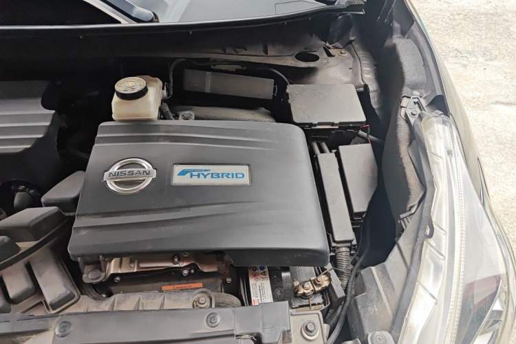 Used Nissan Murano 2017 2.5 S/C HEV XE Four-Wheel Drive Hybrid Luxury Edition Engine Bay Left