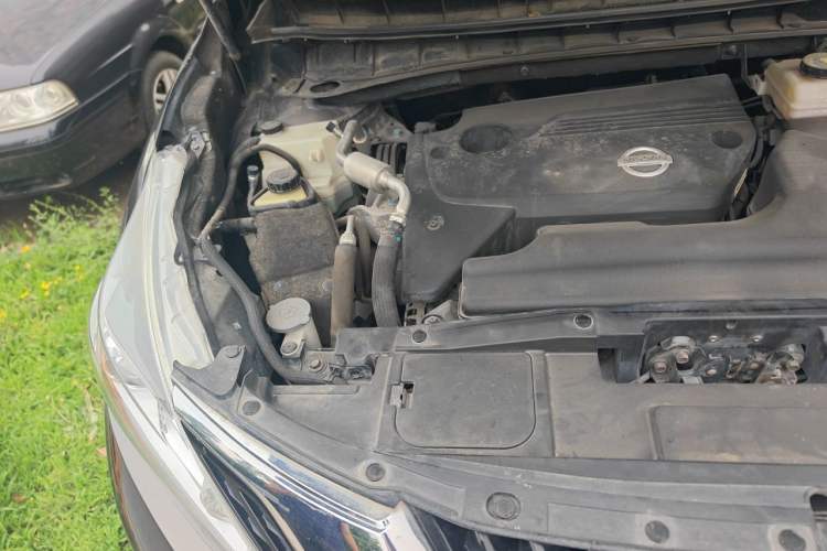 Used Nissan Murano 2017 2.5L XL Two-Wheel Drive Smart Edition Engine Bay Right