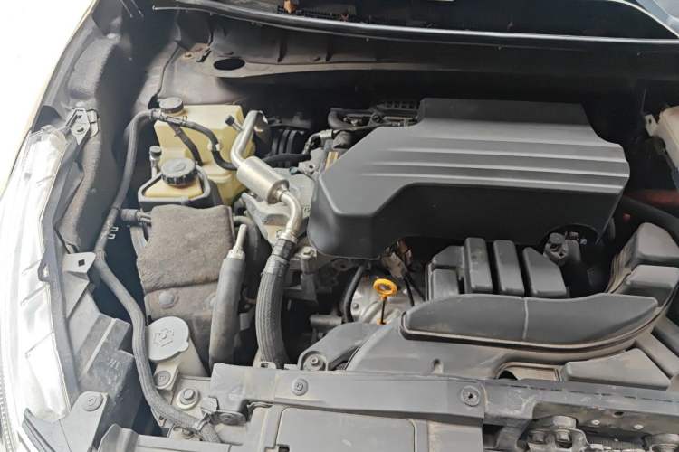 Used Nissan Murano 2017 2.5 S/C HEV XE Four-Wheel Drive Hybrid Luxury Edition Engine Bay Right