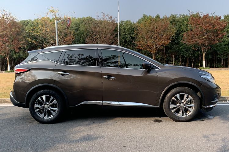 Used Nissan Murano 2017 2.5L XL Two-Wheel Drive Smart Edition Exterior 2