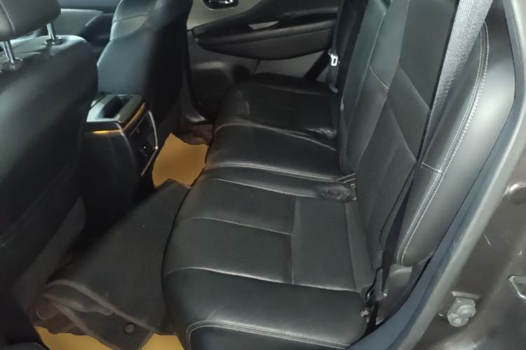 Used Nissan Murano 2017 2.5L XL Two-Wheel Drive Smart Edition Left Rear Seat