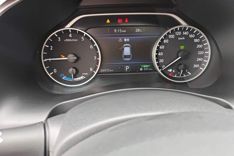 Used Nissan Murano 2017 2.5 S/C HEV XE Four-Wheel Drive Hybrid Luxury Edition Odometer Close Up