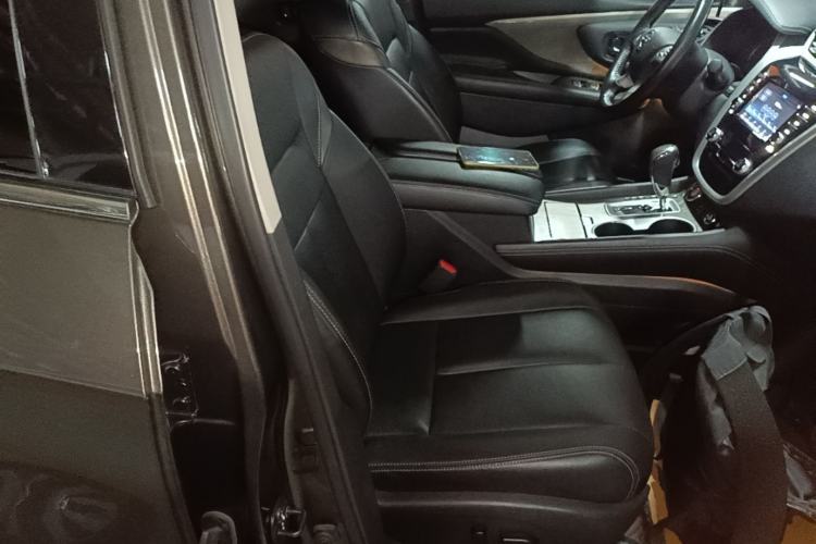 Used Nissan Murano 2017 2.5L XL Two-Wheel Drive Smart Edition Right Front Seat