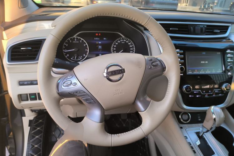Used Nissan Murano 2017 2.5L XL Two-Wheel Drive Smart Edition Steering Wheel