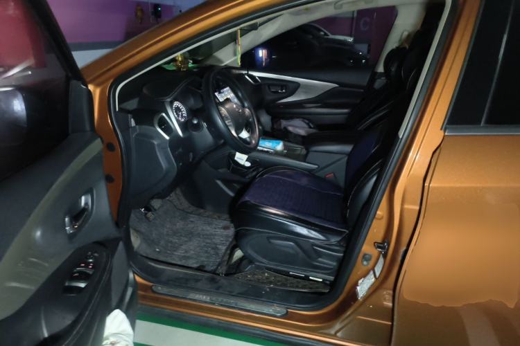 Used Nissan Murano 2017 2.5L XE Two-Wheel Drive Elite Edition Driver Seat