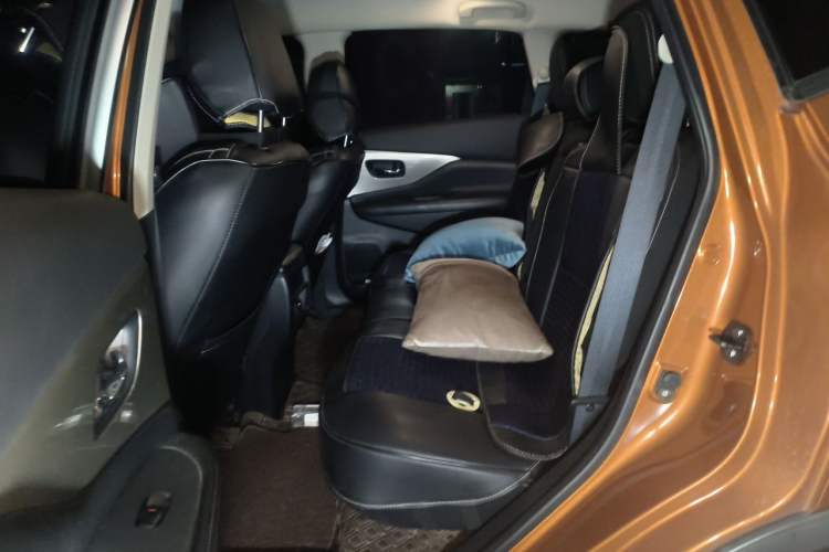 Used Nissan Murano 2017 2.5L XE Two-Wheel Drive Elite Edition Left Rear Seat