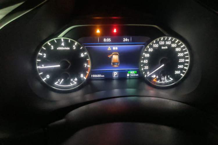 Used Nissan Murano 2017 2.5L XE Two-Wheel Drive Elite Edition Odometer Close Up