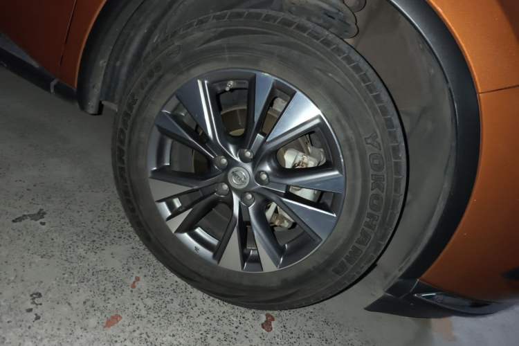 Used Nissan Murano 2017 2.5 S/C HEV XE Four-Wheel Drive Hybrid Luxury Edition Right Front Wheel Hub