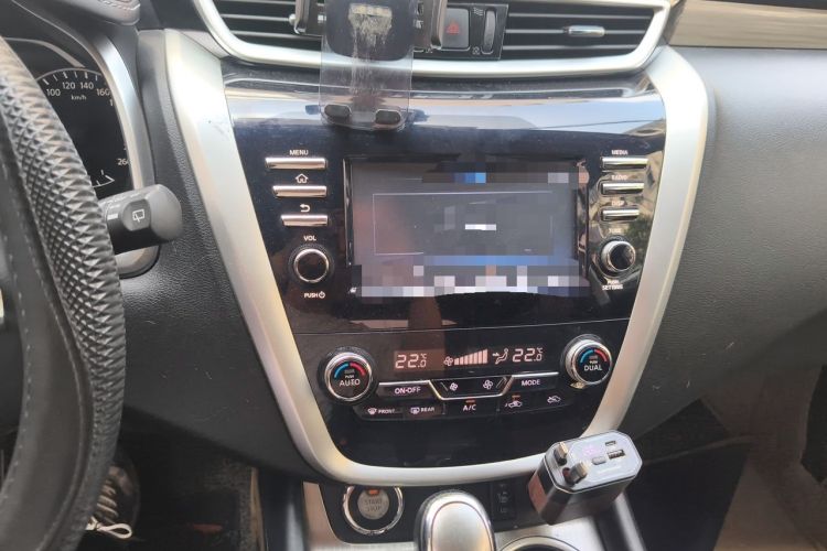 Used Nissan Murano 2017 2.5L XL Two-Wheel Drive Smart Edition Audio And AC Panel