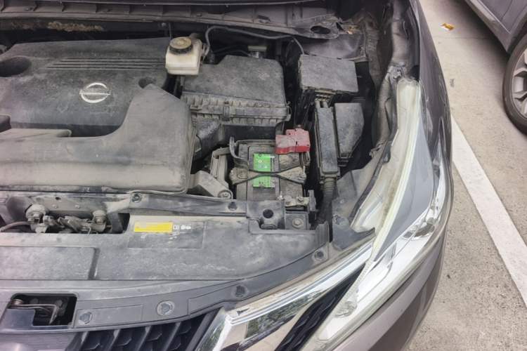Used Nissan Murano 2017 2.5L XL Two-Wheel Drive Smart Edition Engine Bay Left