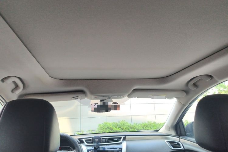 Used Nissan Murano 2017 2.5L XL Two-Wheel Drive Smart Edition Headliner
