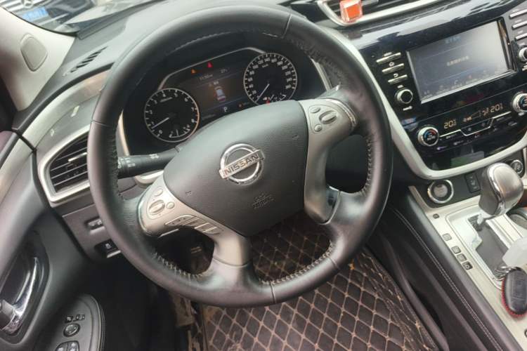 Used Nissan Murano 2017 2.5L XL Two-Wheel Drive Smart Edition Steering Wheel