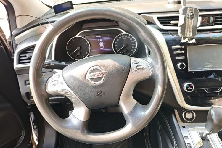 Used Nissan Murano 2017 2.5L XE Two-Wheel Drive Elite Edition Steering Wheel