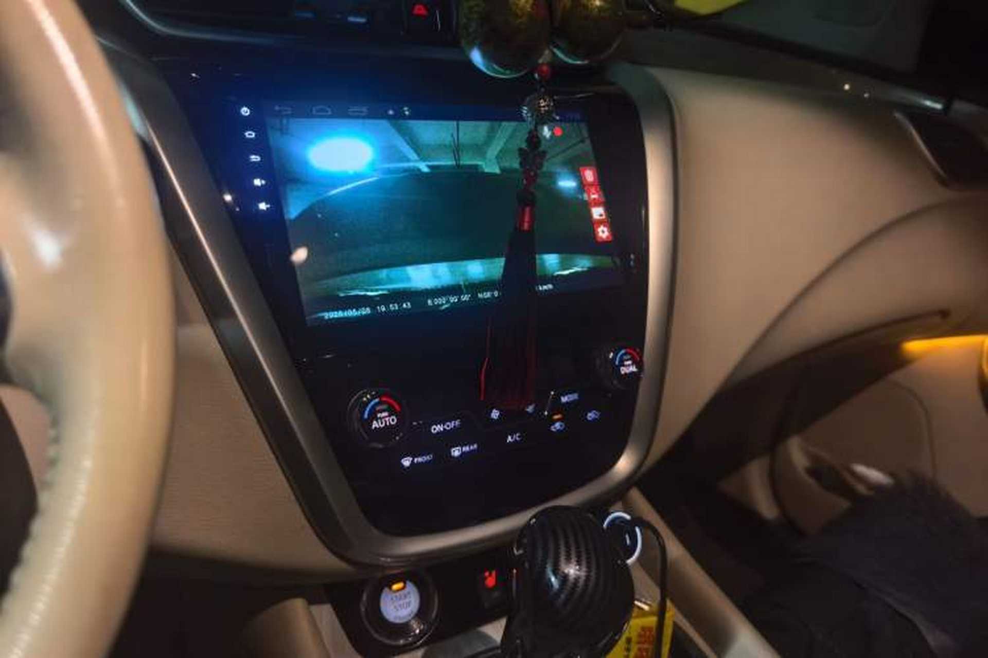Used Nissan Murano 2017 2.5L XL Two-Wheel Drive Smart Edition Audio And AC Panel