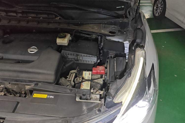 Used Nissan Murano 2017 2.5L XL Two-Wheel Drive Smart Edition Engine Bay Left