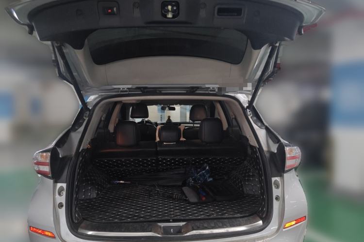 Used Nissan Murano 2017 2.5L XL Two-Wheel Drive Smart Edition Trunk