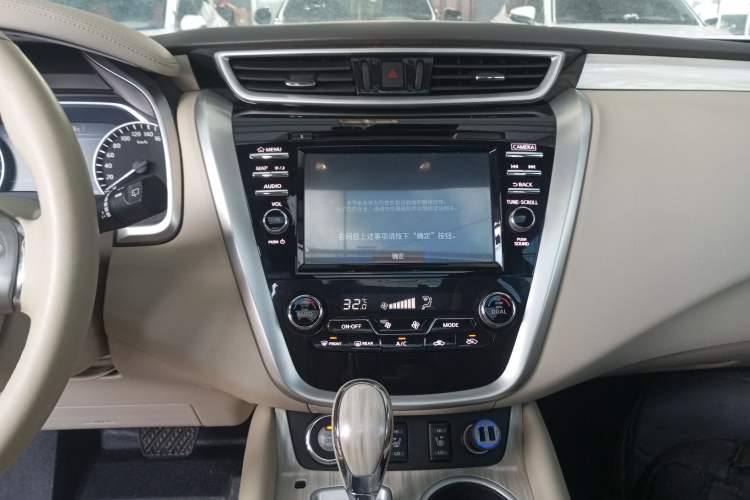 Used Nissan Murano 2017 2.5L XL NAVI Plus Two-Wheel Drive Smart Edition Audio And AC Panel