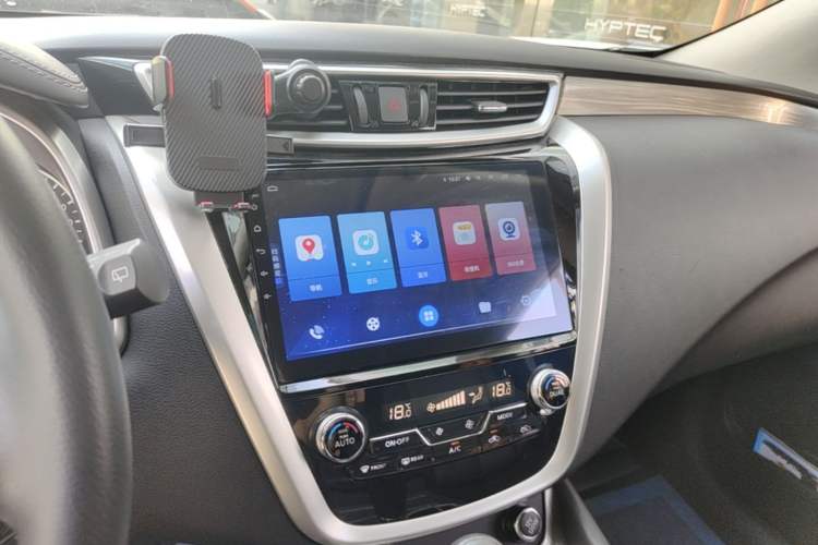 Used Nissan Murano 2017 2.5L XE Two-Wheel Drive Elite Edition Audio And AC Panel
